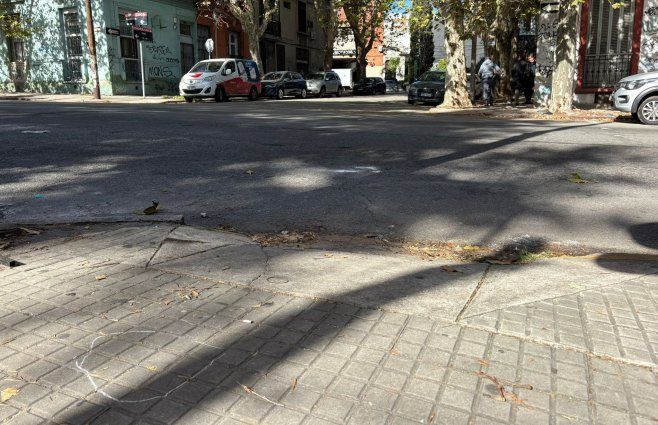Foto: Mª. Eugenia Scognamiglio, Subrayado. Escena del homicidio en Tres Cruces.