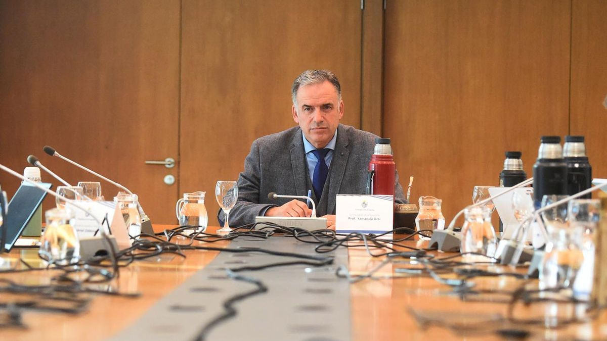 Este lunes se realiza el Consejo de Ministros convocado por el presidente Yamandú Orsi