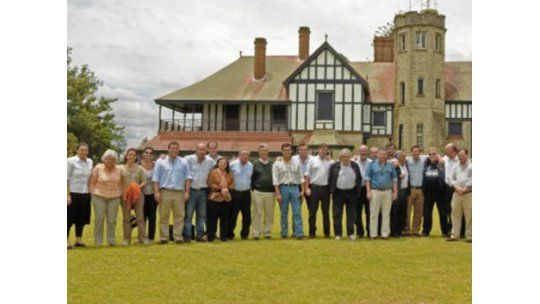 Patente y alumbrado: gobierno presentó plan subsidios a comunas