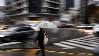 tiempo inestable, con lluvias aisladas y maximas por encima de 20°