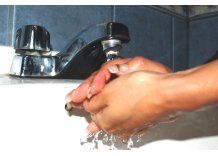 Moderado aumento del consumo de agua potable por el calor