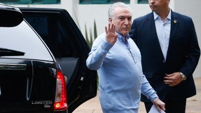 El presidente brasileño Michel Temer, concurrió a votar a quien será su sucesor.
