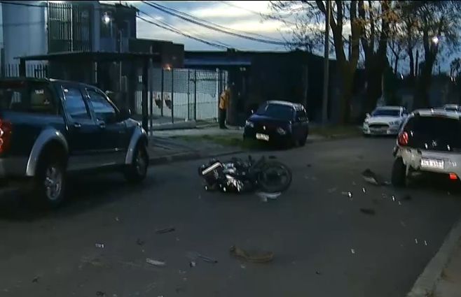 Dos autos, una moto y una camioneta protagonizaron un choque en el Belvedere