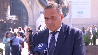 delgado hablo de impuestos que estan en el presupuesto abajo de una piedra, y cuestiono uno en particular