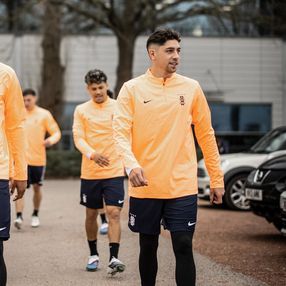 Selección Uruguaya, Valverde, Araujo. Foto: AUF, oficial. Selección Uruguaya, Valverde, Araujo. Foto: AUF, oficial.