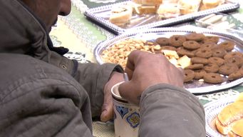 parroquia brinda un espacio con comida, ducha y una escucha para personas en situacion de calle
