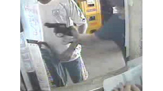Los mismos ladrones roban por cuarta vez el mismo comercio