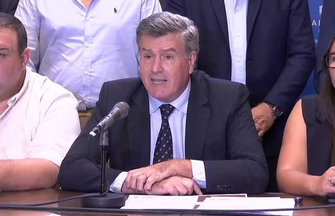 pedro-bordaberry-en-parlamento-con-vamos-uruguay