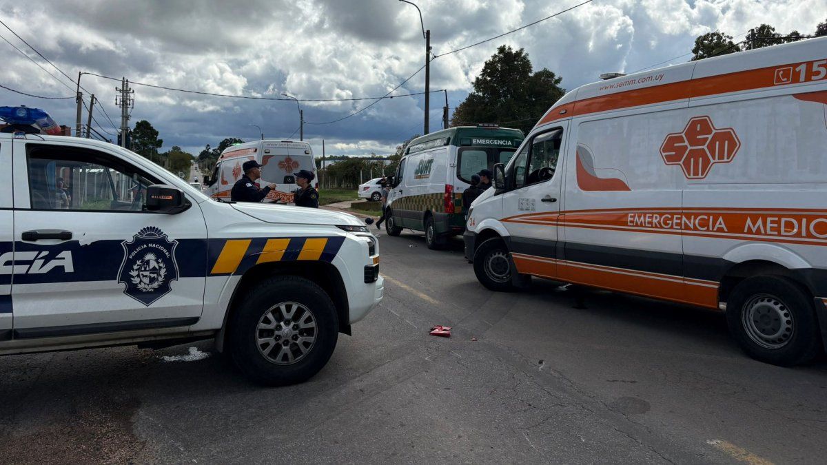 Accidente fatal en Paso de la Arena: testigo dijo que se turnaron haciendo RCP a la víctima y reclamó que ambulancia demoró