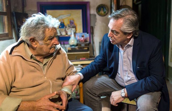 El 31 de mayo de 2019, Alberto Fernández visitó a José Mujica en su chacra de Rincón del Cerro para hablar de político y pedirle consejos.El 18 de mayo, Cristina Kirchner había anunciado su candidatura presidencial con ella como candidata a la vicepresidencia. 