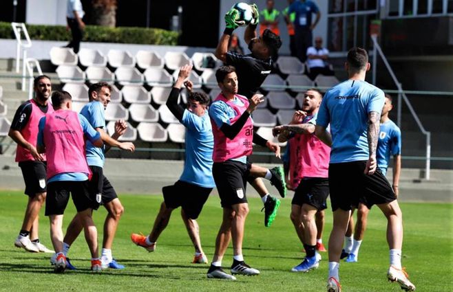 uruguay-entrena-13.jpg