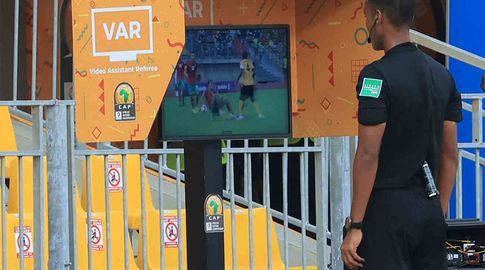 Encuesta sobre el VAR. AFP Encuesta sobre el VAR. AFP