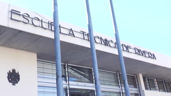 bajo la cantidad de alumnos en el ciclo basico de utu desde el ano 2019