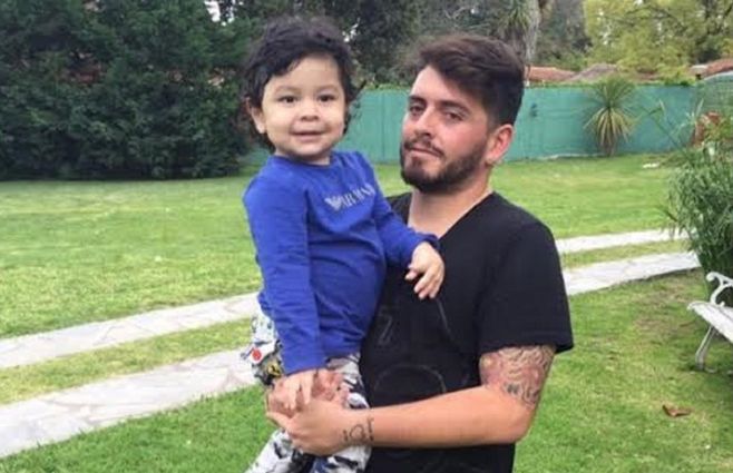 Diego Jr. es producto de la relación con la napolitana Cristina Sinagra. Nació el 20 de setiembre de 1986, poco después que su padre conociera la gloria en México 1986. Tiene en brazos a Dieguito Fernando, de 6 años, el menor del clan Maradona. Es hijo de verónica Ojeda.&nbsp;