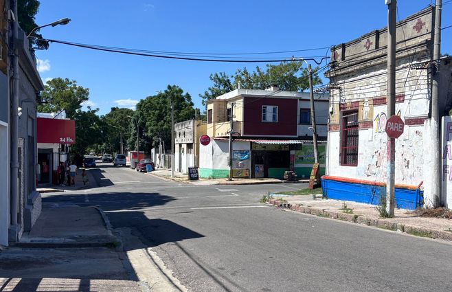 Imagen de la esquina de León Pérez y Capitán Basilio Araujo, donde ocurrió el siniestro. Foto: Mariana Gabetti