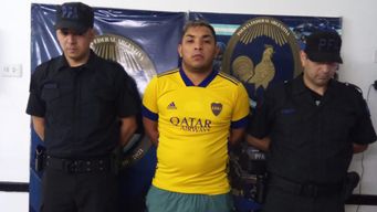 detenido en argentina delincuente uruguayo; lo identificaron al perder zapatilla en intento de rapina a policia