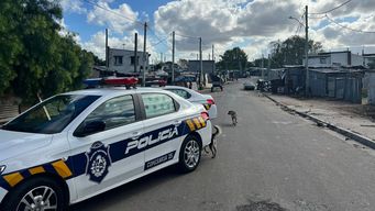 Foto: Subrayado. Policía en Malvín Norte.