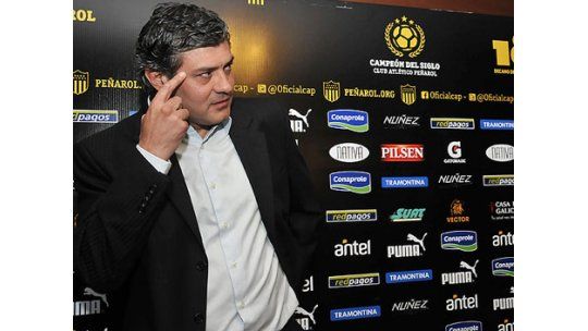 El delantero que viene a Peñarol es casi uruguayo