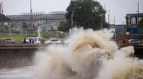 Lluvias, tormentas y vientos con rachas de hasta 80 km/h: Inumet actualizó el aviso para los próximos días