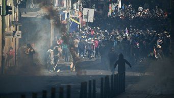 Foto: AFP. Protestas en Bolivia, enfrentamientos con la Policía.