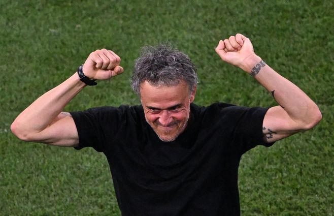 El DT del PSG, Luis Enrique, festeja la Champios. Foto: AFP
