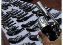 Un francés escondía arsenal frente a la Jefatura de Policía