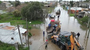 mas de 60 familias siguen evacuadas en rio branco y las expectativas no son las mejores, dice alcalde