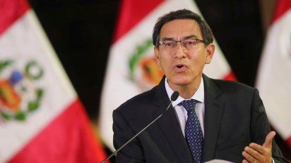 el presidente peruano afianza su poder despues de disolver el congreso
