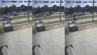 choque en cadena de tres vehiculos en avenida italia; una camioneta termino arriba de un auto