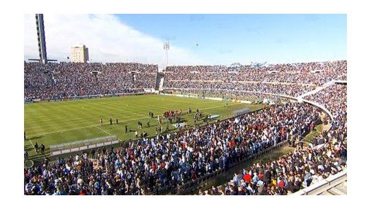 estadio centenario lleno