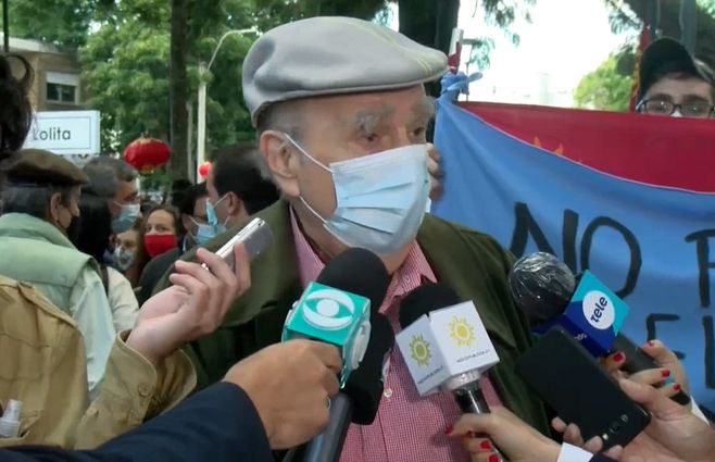 Sanguinetti acto colorados LUC.jpg