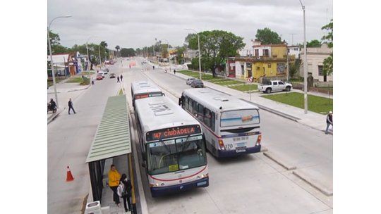 Corredor Garzón sin lugar para bicis: usuarios protestan
