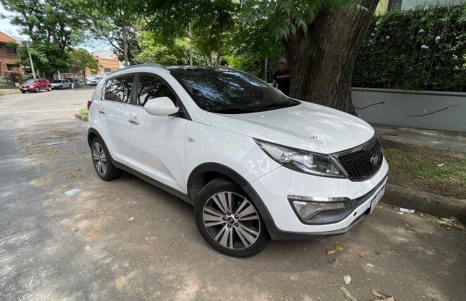Foto cedida a Subrayado. Kia Sportage perteneciente al Ministerio del Interior, recuperada.