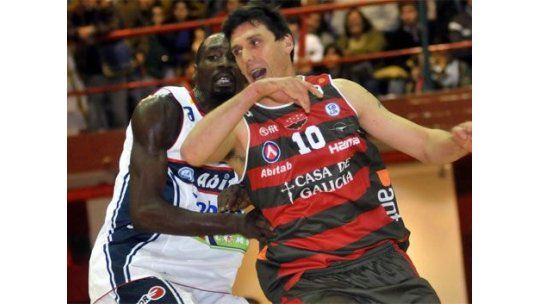 Defensor ganó y quedó a un paso del título: 80 a 62 a Aguada