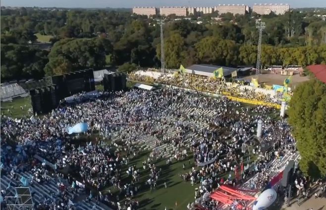 Foto: captura de pantalla de la transmisión en vivo del acto.