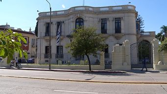 defensa implemento subsidios para los pasajes de omnibus de soldados y subalternos para pasar las fiestas con sus familias