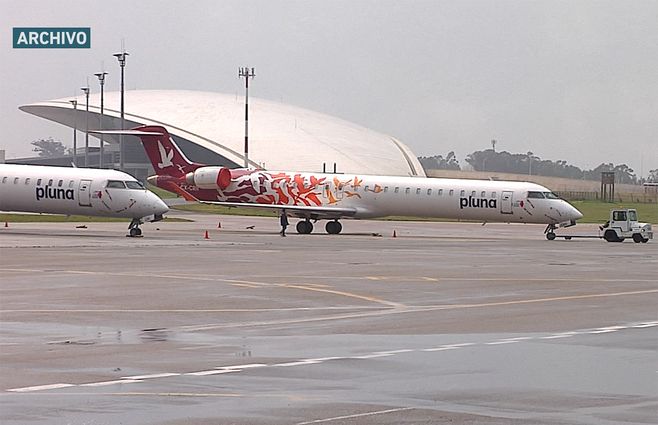 aviones-pluna-archivo.jpg