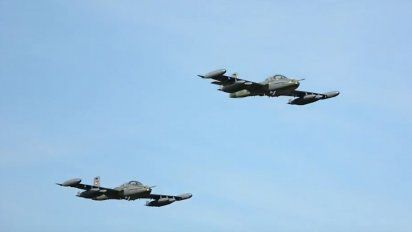 lacalle firmo decreto para aplicar la ley de derribos de aeronaves