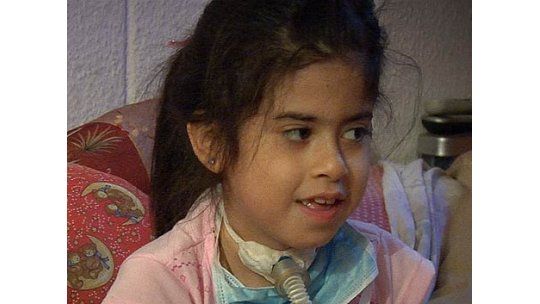 A sus 6 años, Lucía entiende su enfermedad y lucha contra ella