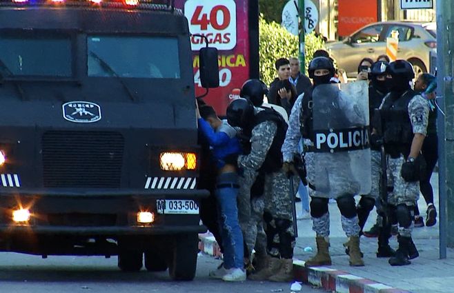 policia-nuevocentro-adolescentes-detencion-operativo.jpg