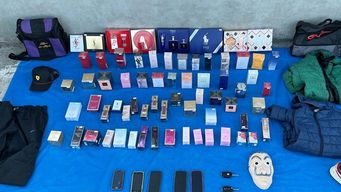 dos jovenes y un hombre condenados por robar 72 perfumes en una farmacia