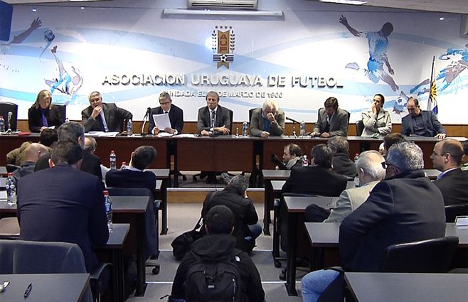 AUF-asamblea-intervencion.jpg
