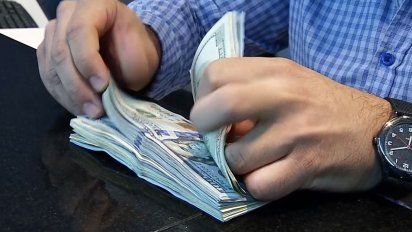 el dolar volvio a subir y cerro la semana arriba de los 40 pesos