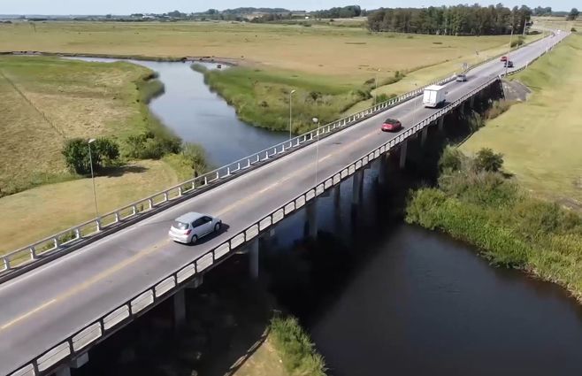 Foto: IDM. Puente de acceso a San Carlos por ruta 39, Maldonado.