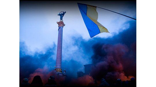 Ucrania: 75 muertos, más de 100 heridos y elecciones anticipadas