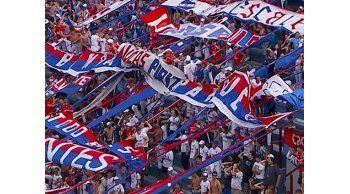 Decena de ómnibus con hinchas de Nacional al partido con Newells