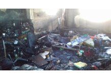Incendio dejó a familia con 4 hijos pequeños en la calle: necesitan ayuda