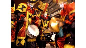 Hoy sí, desfile inaugural del Carnaval, y lo ves por Canal 10