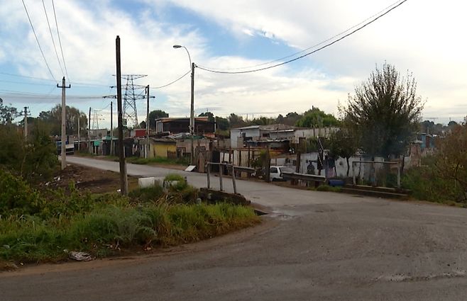 asentamiento-24-de-junio-montevideo.jpg