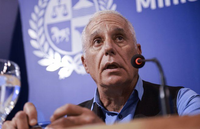 Foto: FocoUy. Carlos Negro, ministro del Interior.